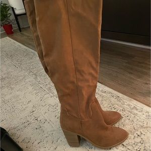 Express Camel Heeled Boots size 9